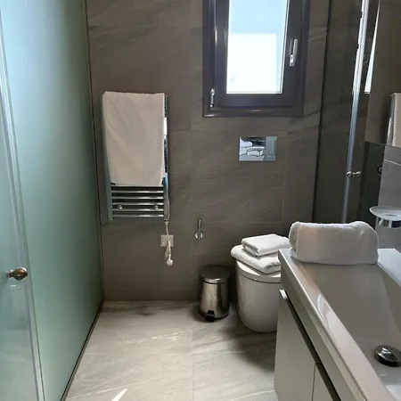 Kallitheas Maison With Shared Pool * Athens