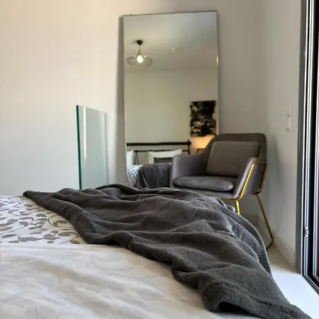 Kallitheas Maison With Shared Pool Athens