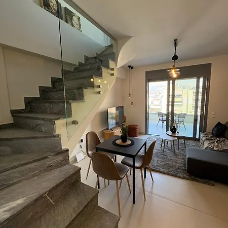 Kallitheas Maison With Shared Pool * Athens